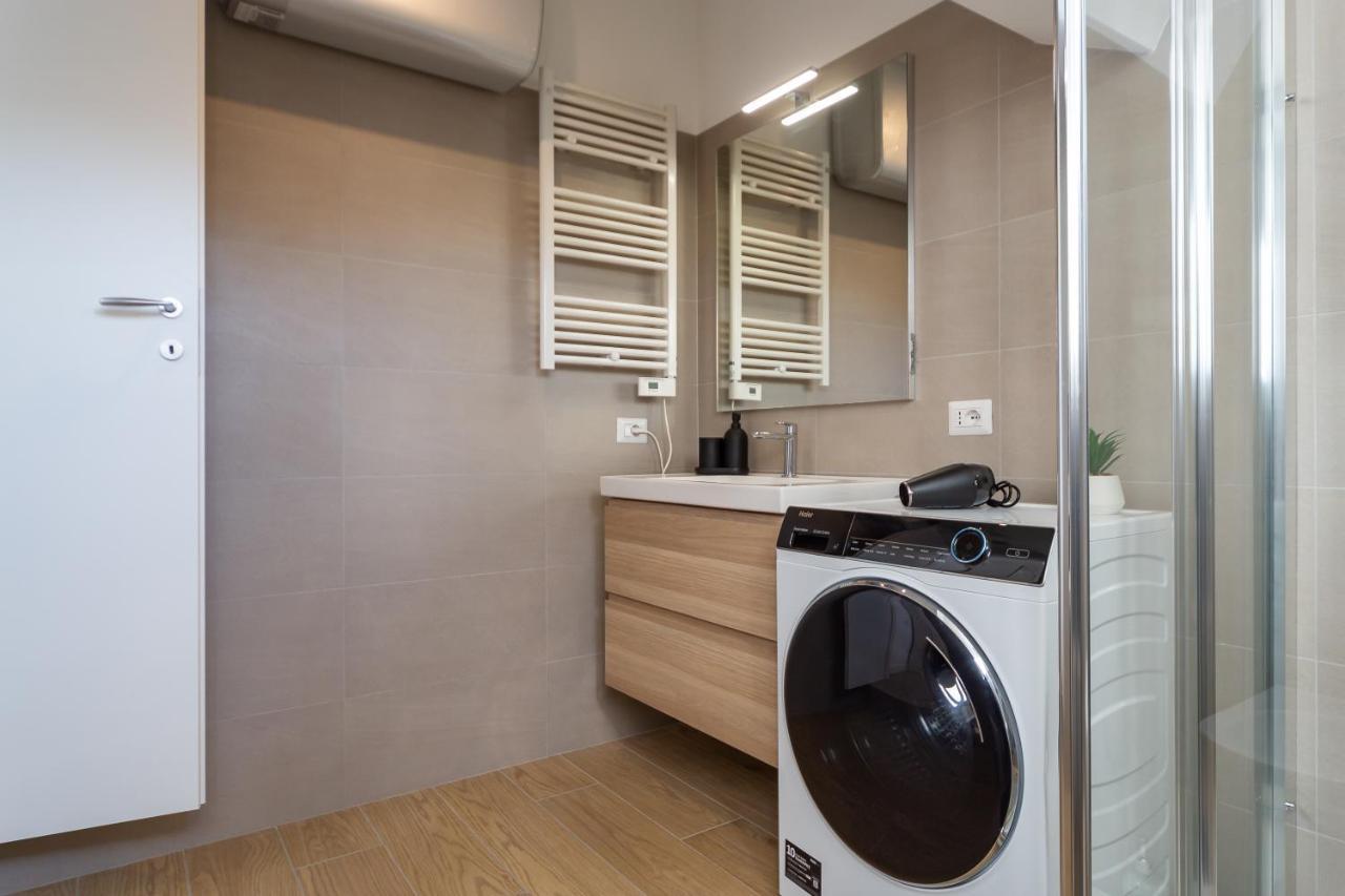 Station-duomo 10 Min Fast Wifi & Metro * Milan